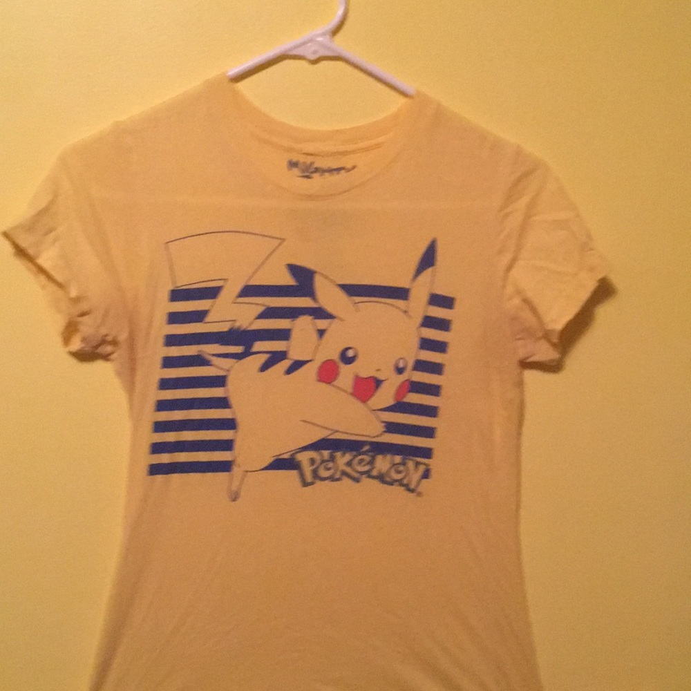 Hot Topic Pikachu T-Shirt